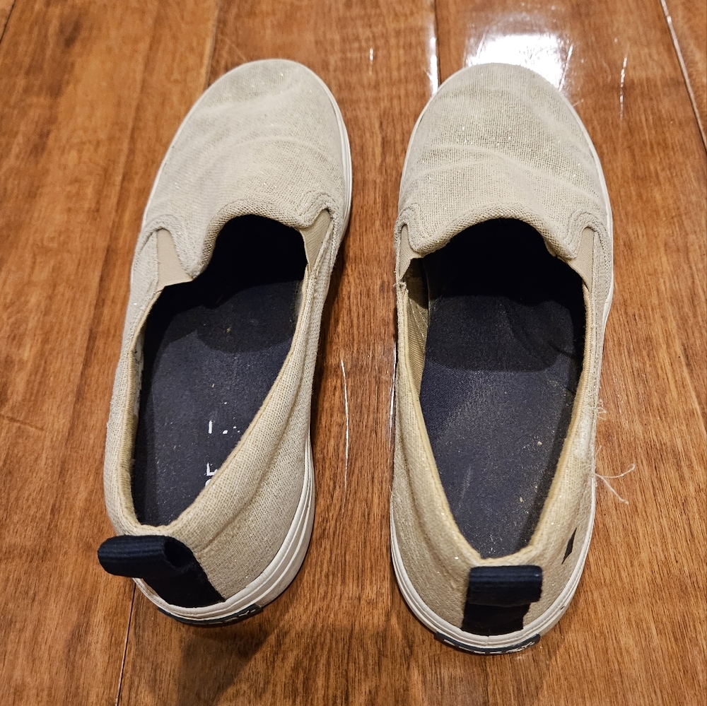 Sperry Gold Canvas sneakers Size 7